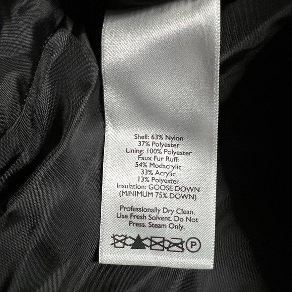 Eddie Bauer Women's Premium Quality Goose Down Puffer Vest With Hood Size Small - Picture 7 of 7